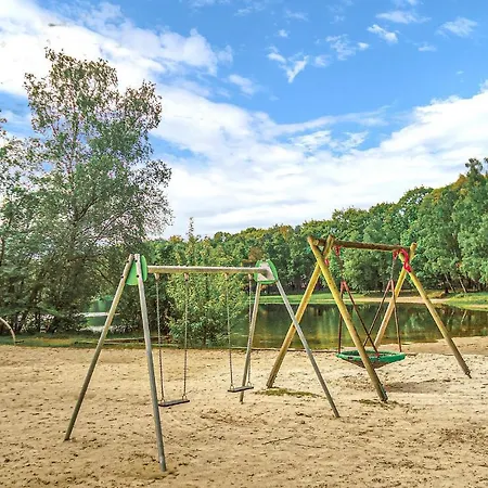 بيت للعطل Amazing In Rekem-lanaken With Sauna, Wifi And 2 Bedrooms لاناكن